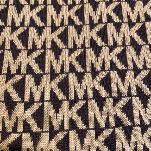 Michael Kors Knit Scarf - Picture 5 of 5